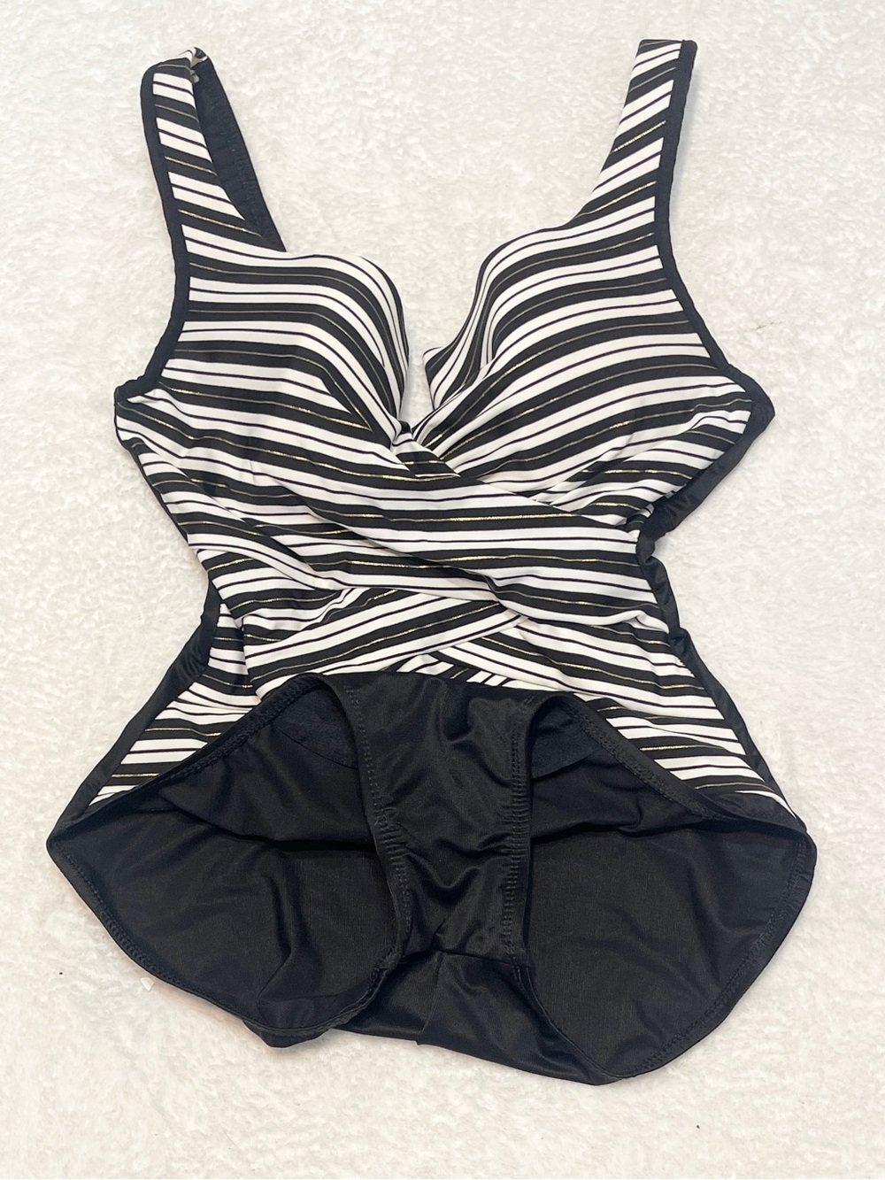 Miraclesuit Black & White Stripe Escape Slimming One Piece Swimsuit Size 10 - Picture 10 of 10